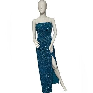 B Smart strapless sequin gown sz 9/10 (Medium)